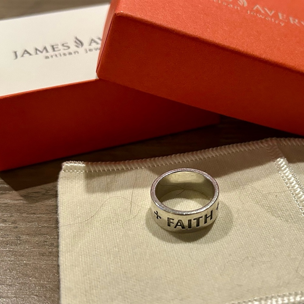 RETIRED James Avery Faith Hope Love band, size 5.5 ✨